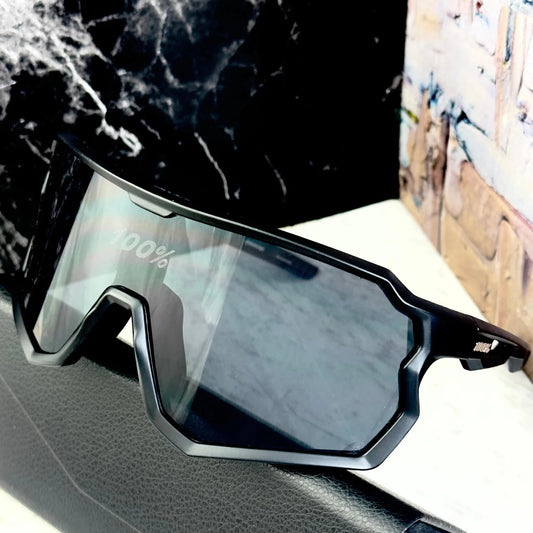 🕶 100% – Rendimiento y Estilo Deportivo en un Solo Diseño